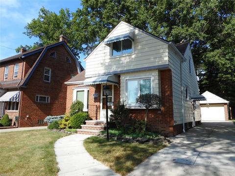 5823 Eldon Dr, Parma Heights, OH 44130 photo 2