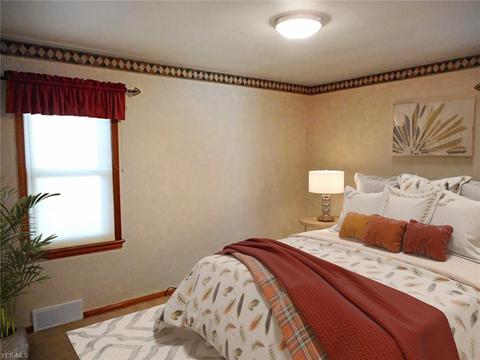 5823 Eldon Dr, Parma Heights, OH 44130 photo 11