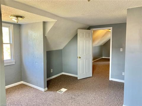2165 E 29th St, Lorain, OH 44055 photo 11