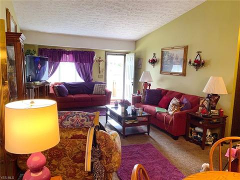 925 Kirkwall Dr, Copley, OH 44321 photo 2