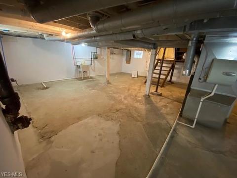 772 Work Dr, Akron, OH 44320 photo 22