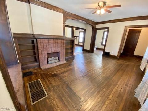 772 Work Dr, Akron, OH 44320 photo 3