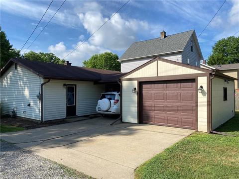 1005 E Front St, Dover, OH 44622 photo 12