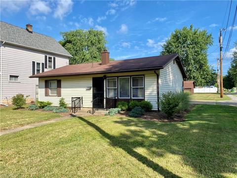1005 E Front St, Dover, OH 44622 photo 17