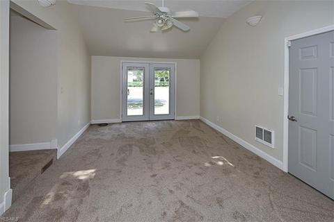 1651 Lyndhurst Rd, Lyndhurst, OH 44124 photo 17