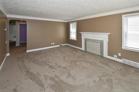 1651 Lyndhurst Rd, Lyndhurst, OH 44124 photo 10