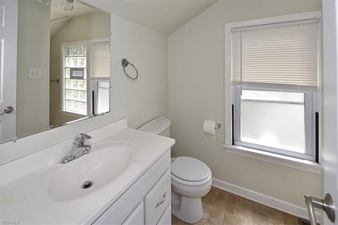 1651 Lyndhurst Rd, Lyndhurst, OH 44124 photo 31