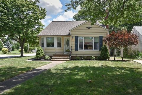 1651 Lyndhurst Rd, Lyndhurst, OH 44124 photo 5