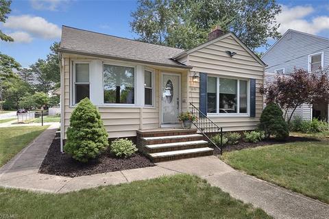 1651 Lyndhurst Rd, Lyndhurst, OH 44124 photo 1