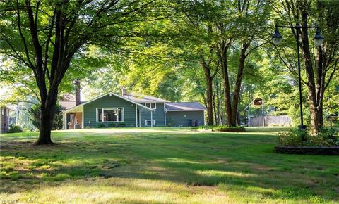 35725 Solon Rd, Solon, OH 44139 photo 12