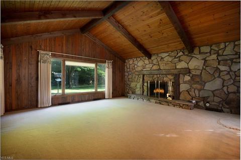 35725 Solon Rd, Solon, OH 44139 photo 5