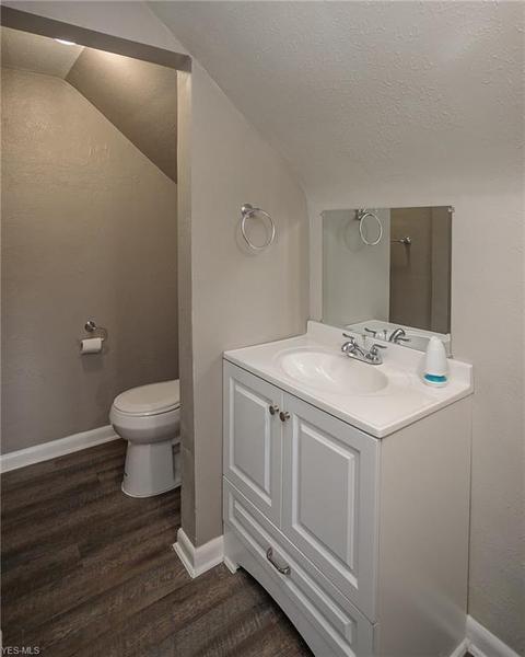 8513 Ackley Rd, Parma, OH 44130 photo 21
