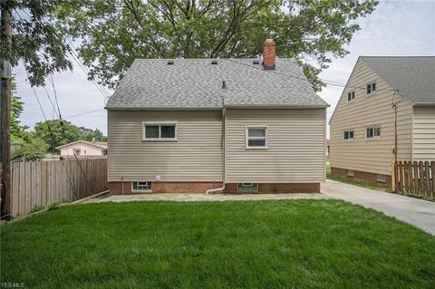 8513 Ackley Rd, Parma, OH 44130 photo 28