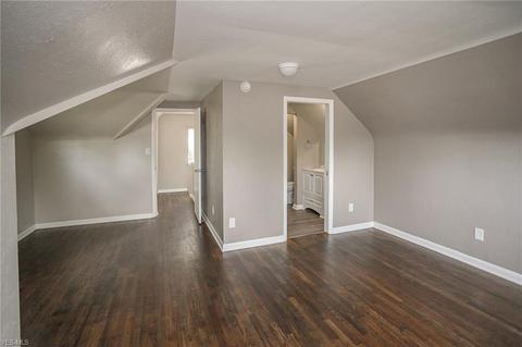 8513 Ackley Rd, Parma, OH 44130 photo 19
