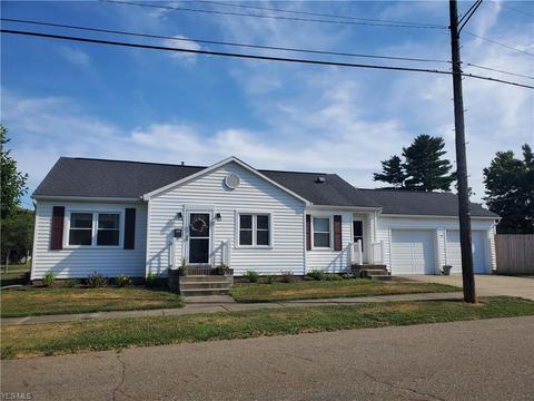 202 W 17th St, Dover, OH 44622 photo 1