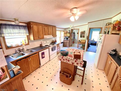 91250 Yeager Rd, Dennison, OH 44621 photo 4