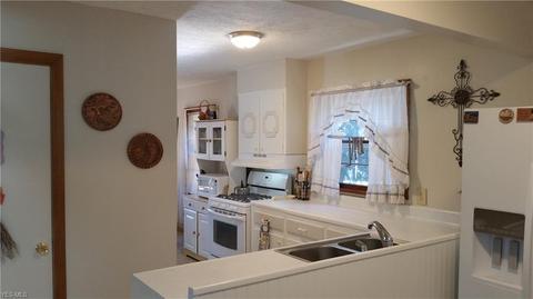 7263 State Rd, Parma, OH 44134 photo 5