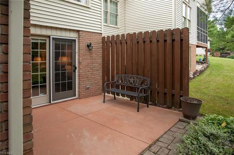 4538 Earlington Cir NW, Canton, OH 44708 photo 9