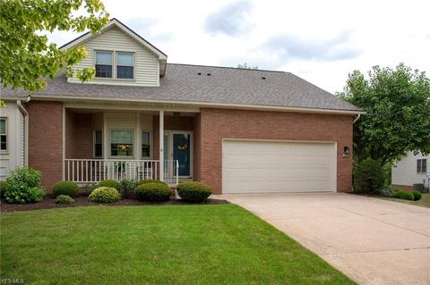 4538 Earlington Cir NW, Canton, OH 44708 photo 2