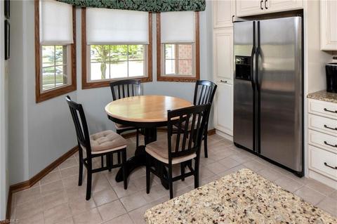 4538 Earlington Cir NW, Canton, OH 44708 photo 12
