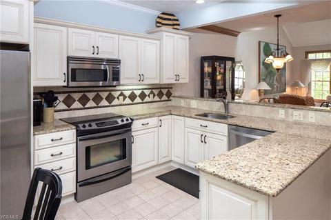4538 Earlington Cir NW, Canton, OH 44708 photo 11