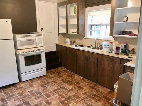 4142 Mapleton St SE, Canton, OH 44707 photo 6