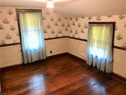 4142 Mapleton St SE, Canton, OH 44707 photo 10