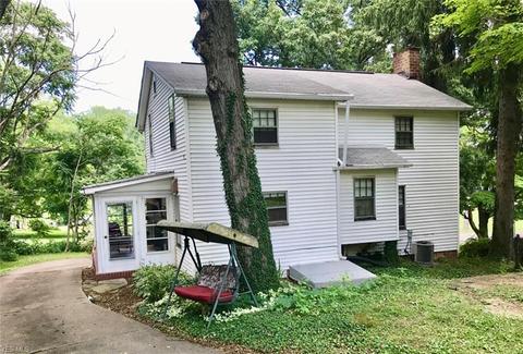 4142 Mapleton St SE, Canton, OH 44707 photo 3