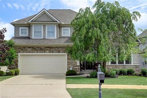 33476 Lyons Gate Run, Avon, OH 44011 photo 1