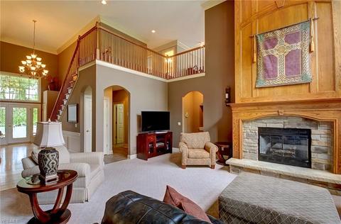 33476 Lyons Gate Run, Avon, OH 44011 photo 4