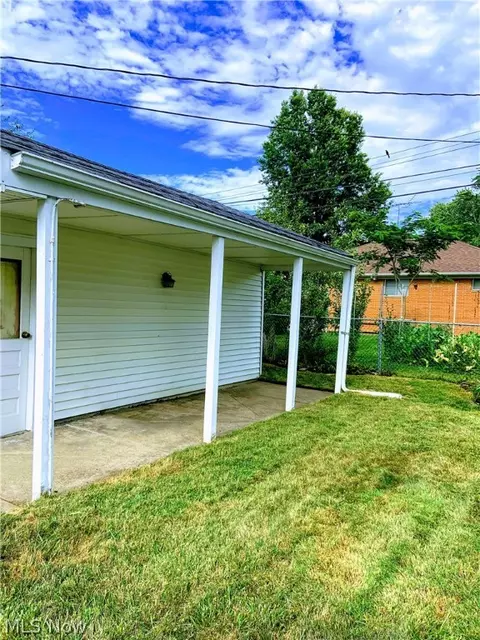 781 E 249th St, Euclid, OH 44123 photo 21