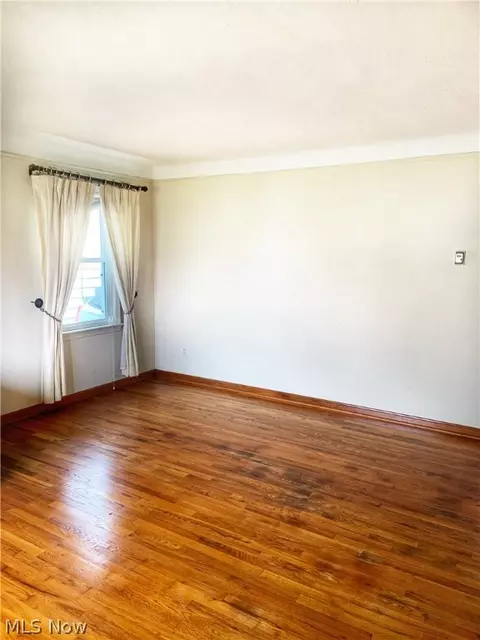 781 E 249th St, Euclid, OH 44123 photo 6