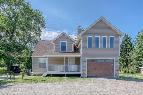 864 E Waterloo Rd, Akron, OH 44306 photo 1