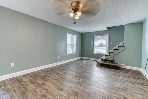 864 E Waterloo Rd, Akron, OH 44306 photo 7