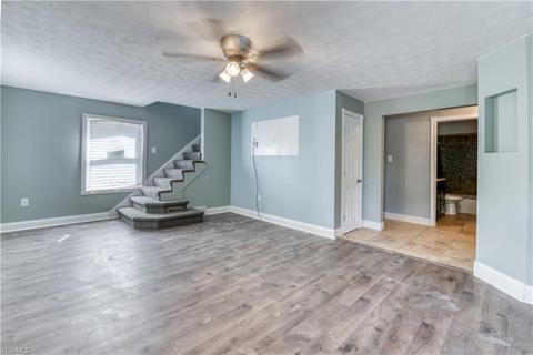864 E Waterloo Rd, Akron, OH 44306 photo 6