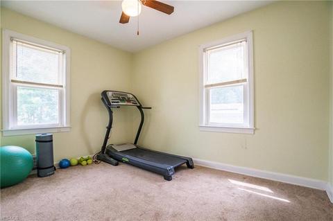 545 Cambridge Ave, Elyria, OH 44035 photo 11