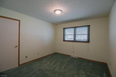 7551 Pinehurst Dr, Mentor On The Lake, OH 44060 photo 16