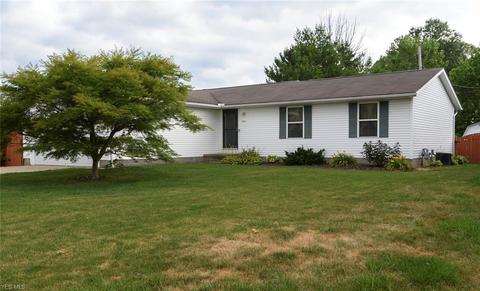 17281 Fairway Dr, Lagrange, OH 44050 photo 1