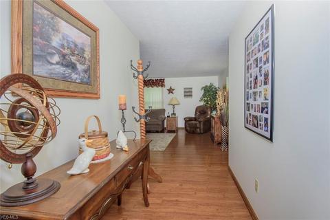 17281 Fairway Dr, Lagrange, OH 44050 photo 2