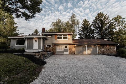 560 Eggleston Rd, Aurora, OH 44202 photo 1