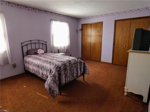 7765 Arbor Dr, Parma, OH 44130 photo 15