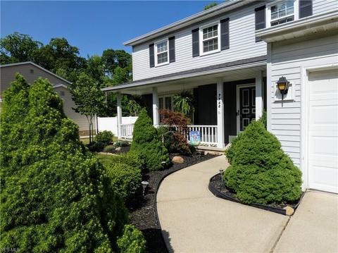7765 Arbor Dr, Parma, OH 44130 photo 2