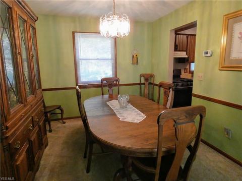 7765 Arbor Dr, Parma, OH 44130 photo 8