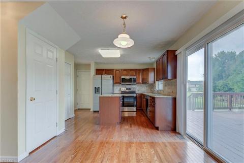 176 Creekledge Ln, Copley, OH 44321 photo 7
