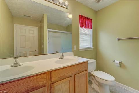 176 Creekledge Ln, Copley, OH 44321 photo 22