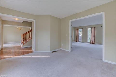 176 Creekledge Ln, Copley, OH 44321 photo 17