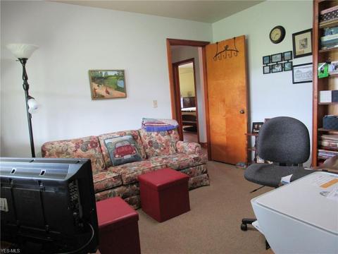 409 Minnesota Ave, Ashtabula, OH 44004 photo 11