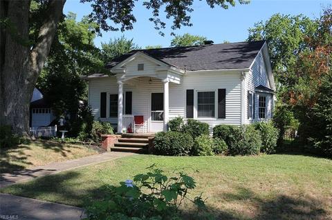 41722 Edison Ct, Elyria, OH 44035 photo 2