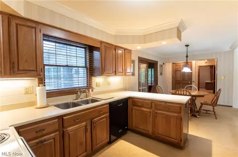 436 Gresham Dr, Fairlawn, OH 44333 photo 8