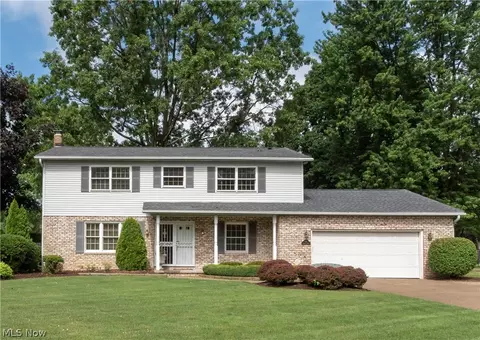 436 Gresham Dr, Fairlawn, OH 44333 photo 1
